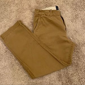 American Eagle Loose Fit Khaki